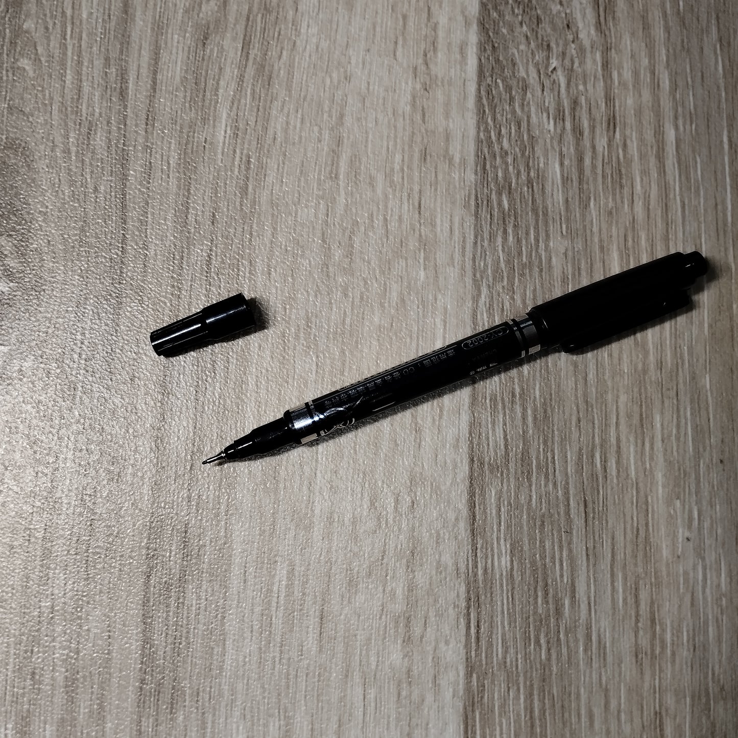 Crayon Permanent Noir