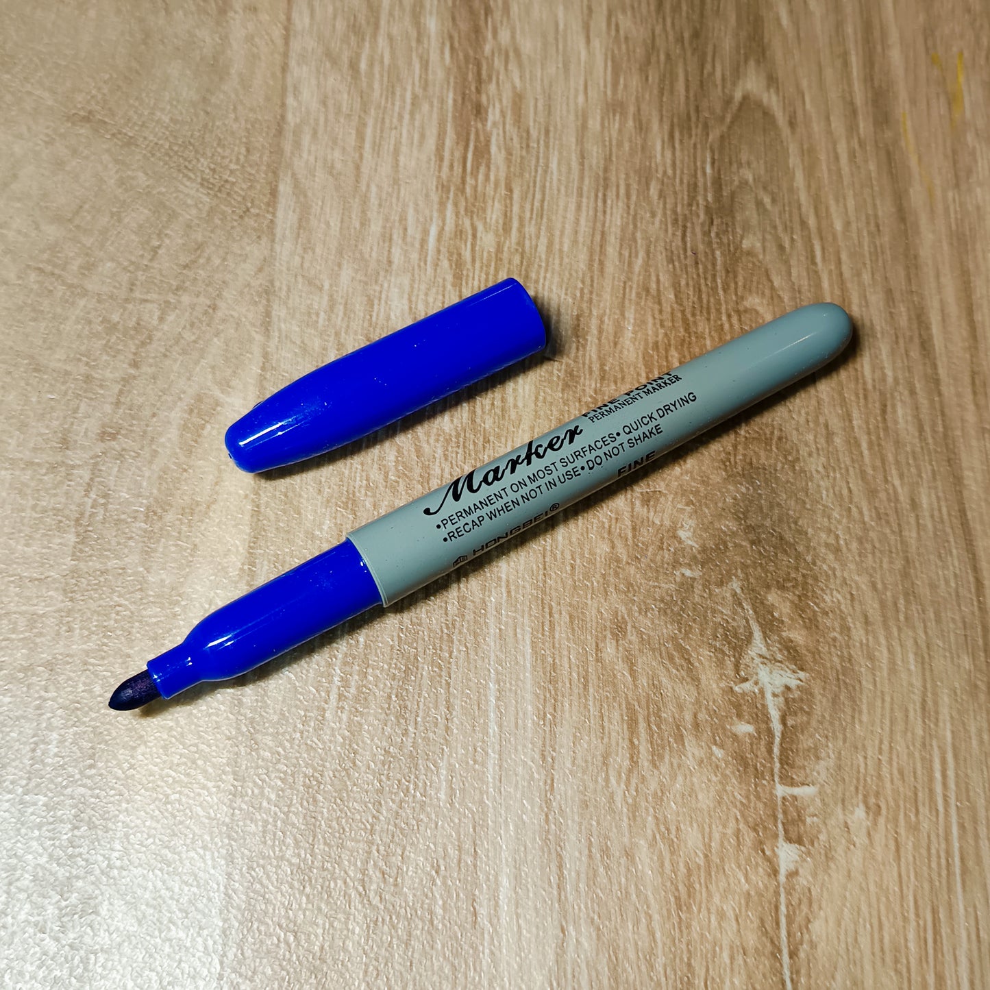 Crayon Permanent Bleu